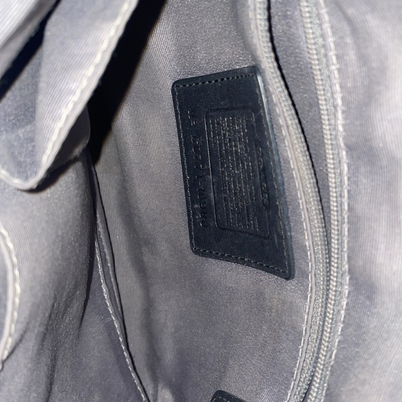 Coach - Picture 3 of 7